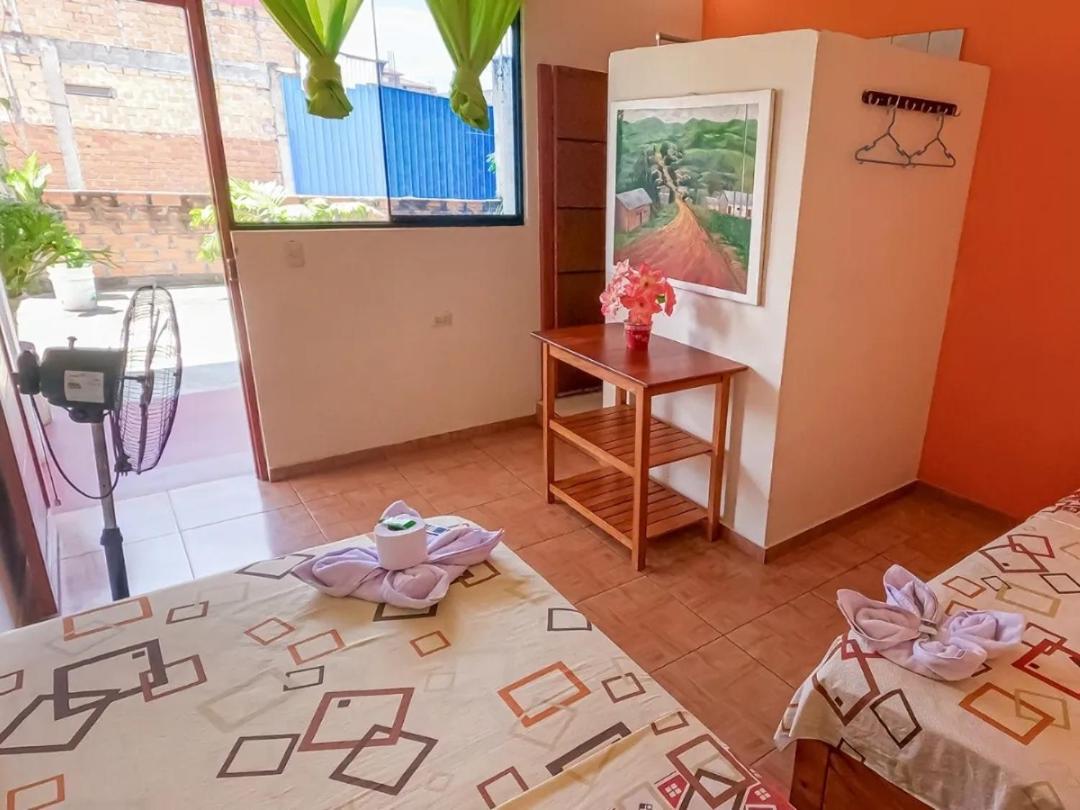 Shoffi'S House Backpackers Hotel Tarapoto Exterior photo