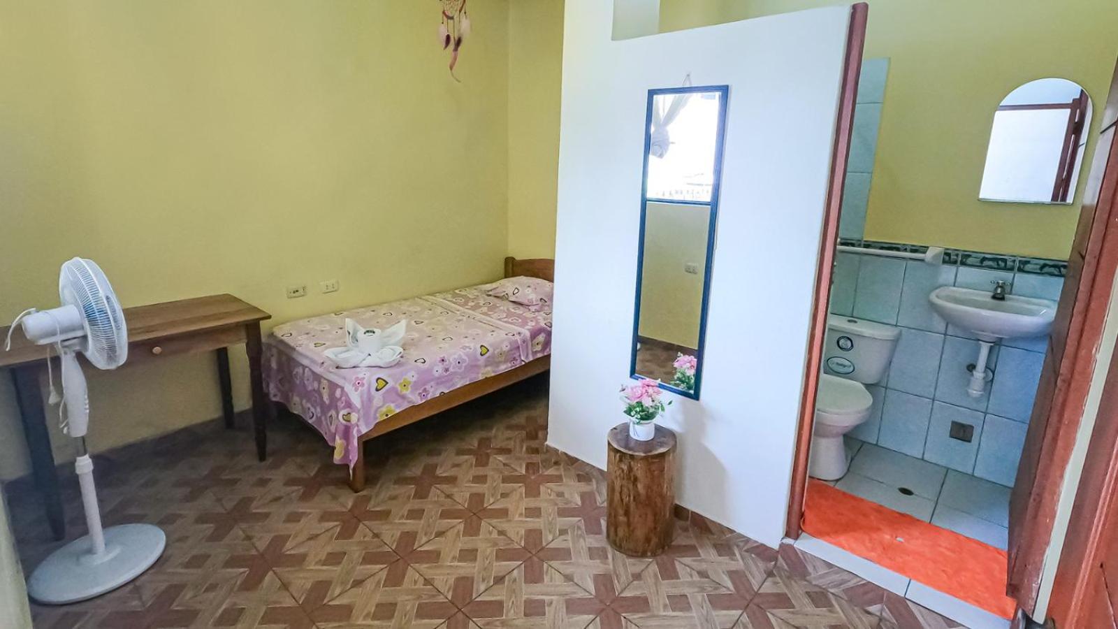 Shoffi'S House Backpackers Hotel Tarapoto Exterior photo